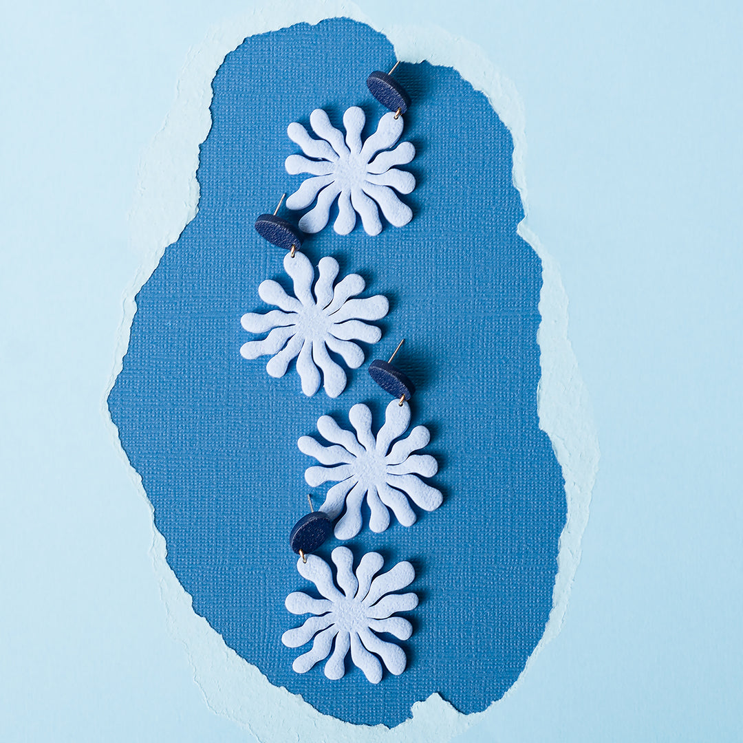 Seaweed Dangle Earrings - Navy Blue Baby Blue