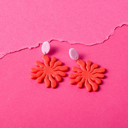 Seaweed Dangle Earrings - Cotton Candy Scarlet